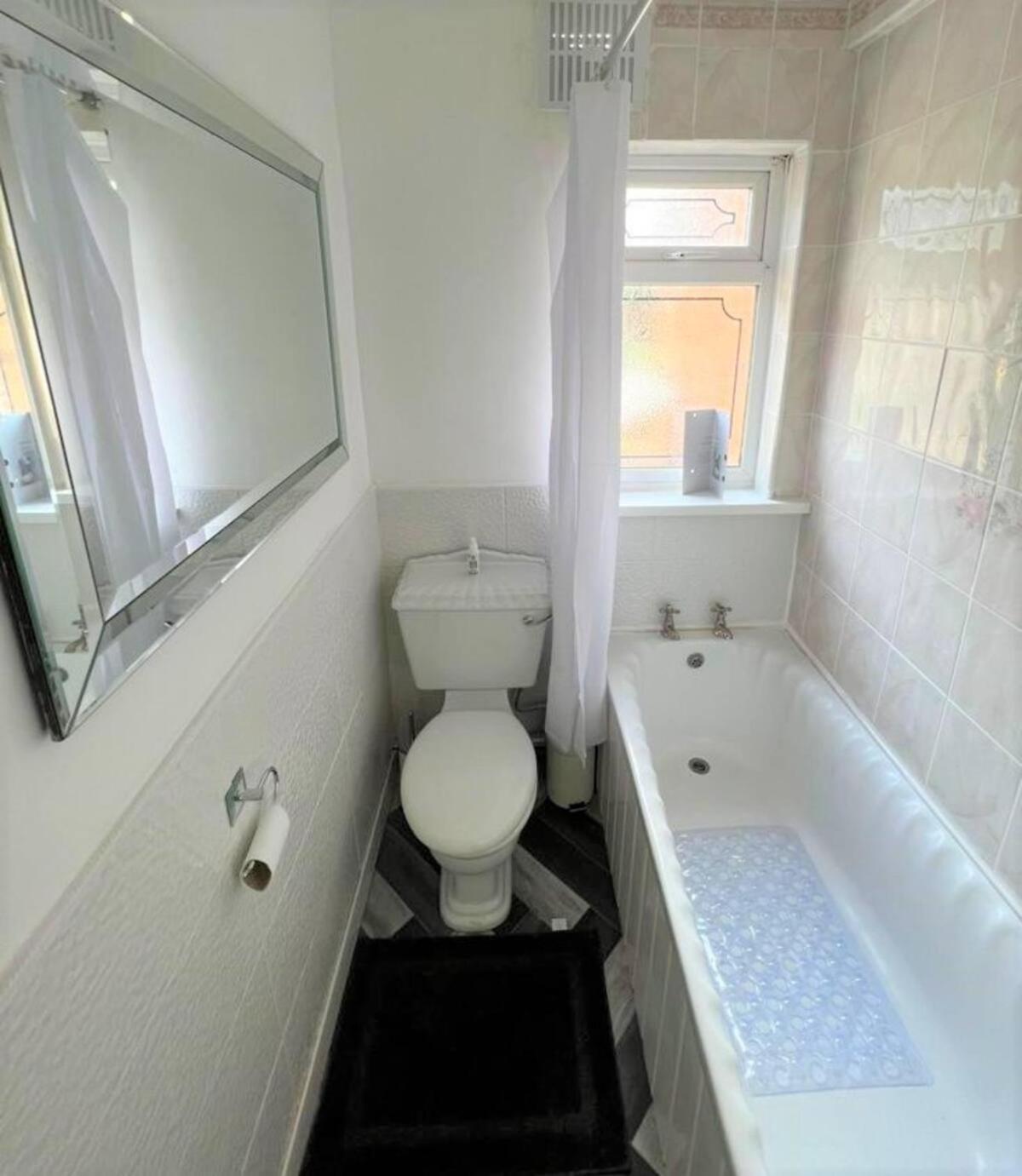 Knights Road Holiday home Birmingham